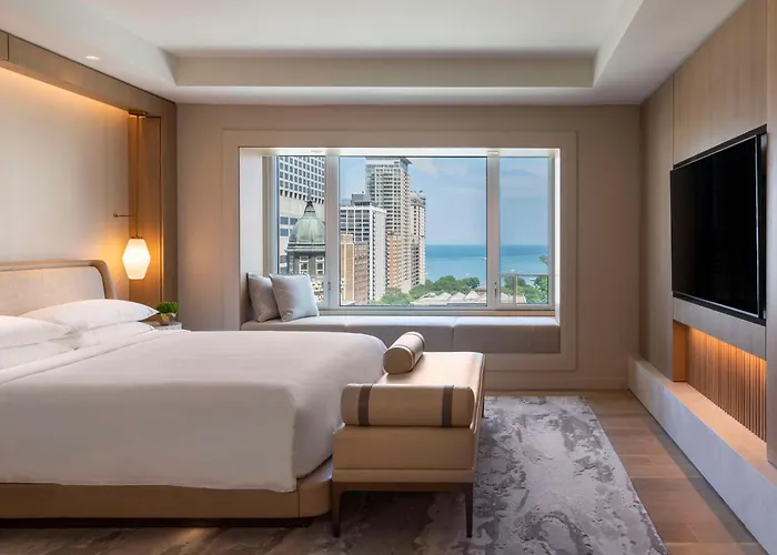 Best Luxurious Hotels on Chicago's Magnificent Mile